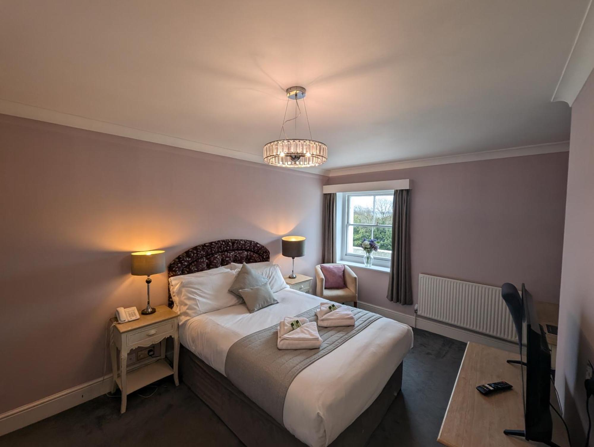 Anglesey Hotel กอสปอร์ต ภายนอก รูปภาพ
